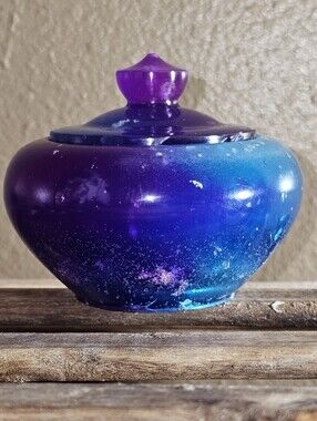 Handmade Resin Jar Galaxy Glow In The Dark Jewelry Holder Trinket Jar with Lid